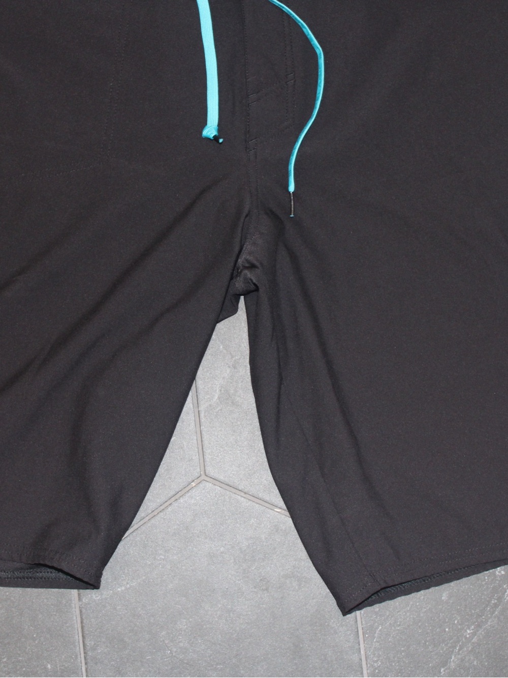 Pelagic Argonaut Boardshorts Men's Size 38 Black Aqua Fishing Swim Trunks - Picture 2 of 12